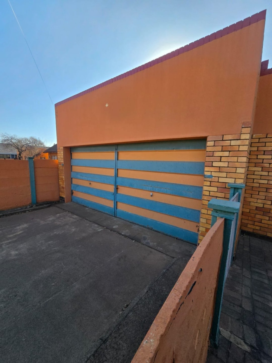 3 Bedroom Property for Sale in Stilfontein Ext 3 North West